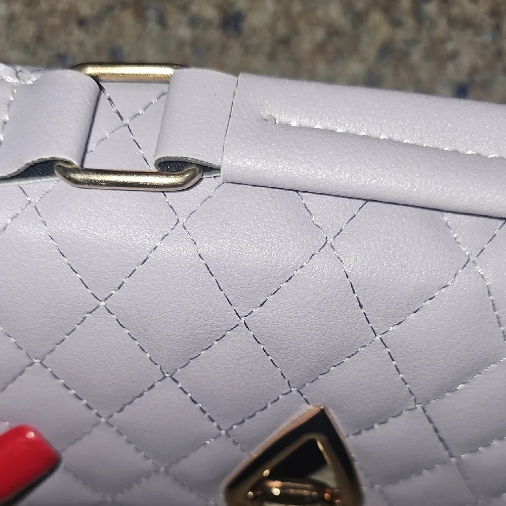 Women's NWT Elegant Quilted Gray Handbag/Crossbody